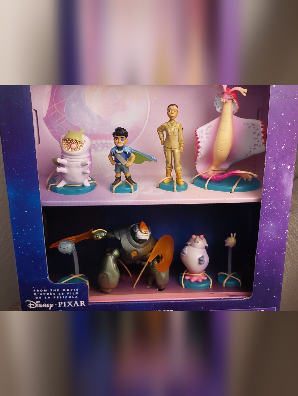 Elio Figurine Set - Purple & Pink Character Playset - Picture 4 of 11